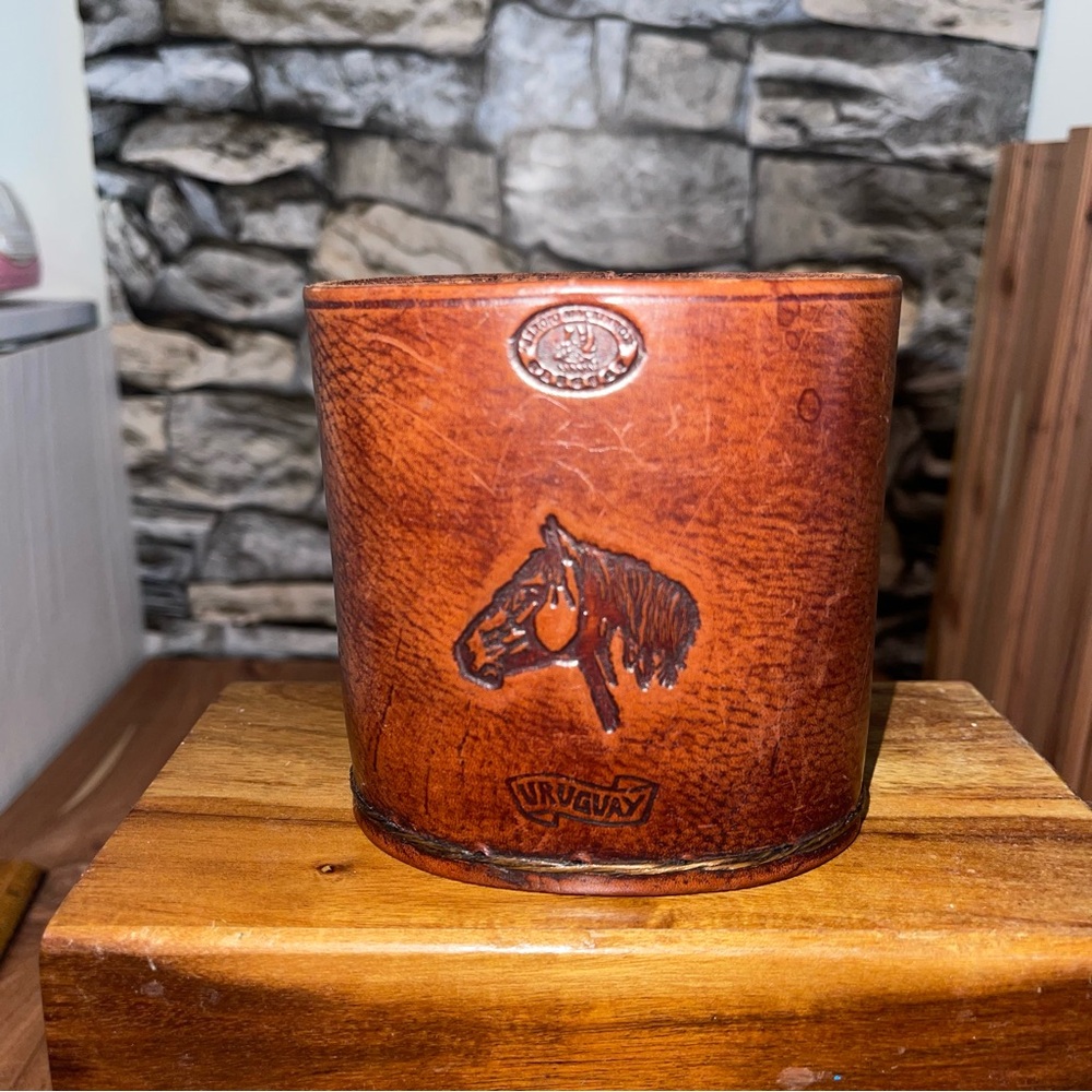 VTG URUGUAY LEATHER Tooled Horse Head Shoulder Equestrian Cup Dice Cup